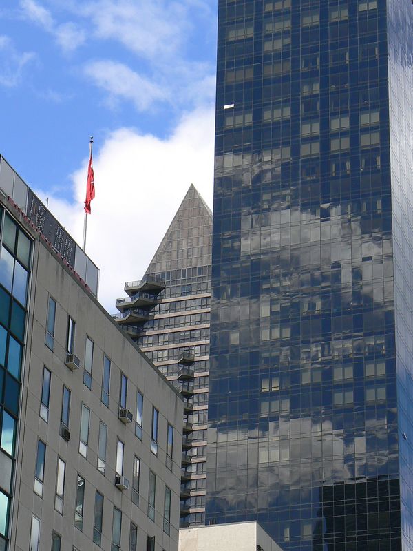Trump World Tower et N 100 UN Plaza: Trump World Tower et N 100 UN Plaza 2